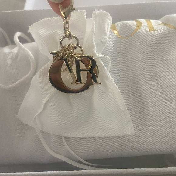 Authentic Dior Voyageur patent Cannage zip around Wallet gray - Picture 10 of 11